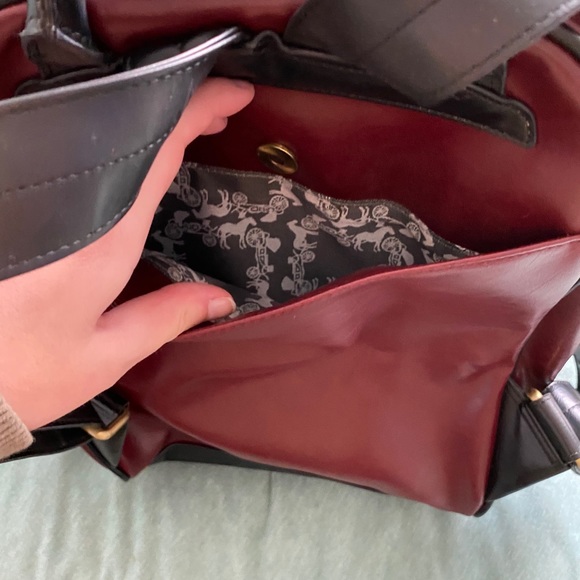 Lapalette • Leather Horse Backpack - Picture 8 of 9